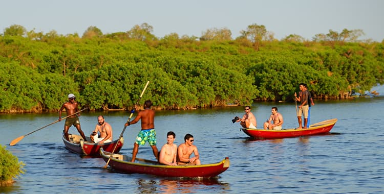 Recorrido en Piragua x la Ciénaga