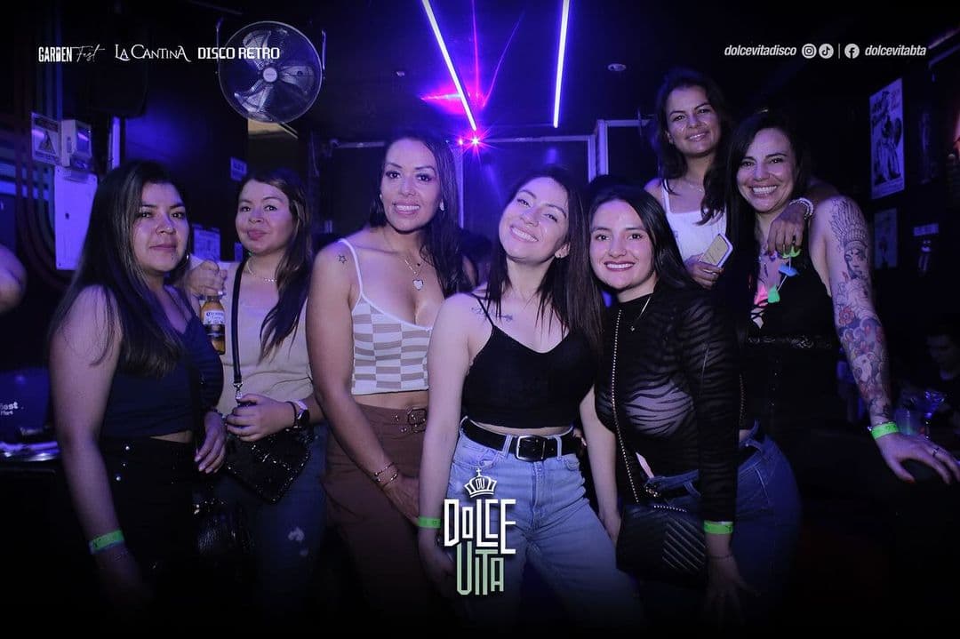 Dolce Vita Bar-dfb9d357-324e-4311-87ed-d48065002daa