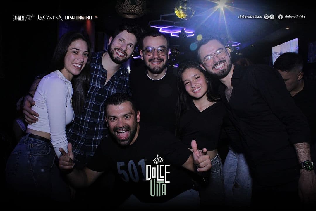 Dolce Vita Bar-0e077130-58c2-44bf-a936-12f5ece16ed3