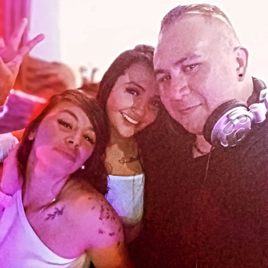 Creta Bar Suba-017d7f6b-9f83-4dc8-8e7a-ae4df628b8de