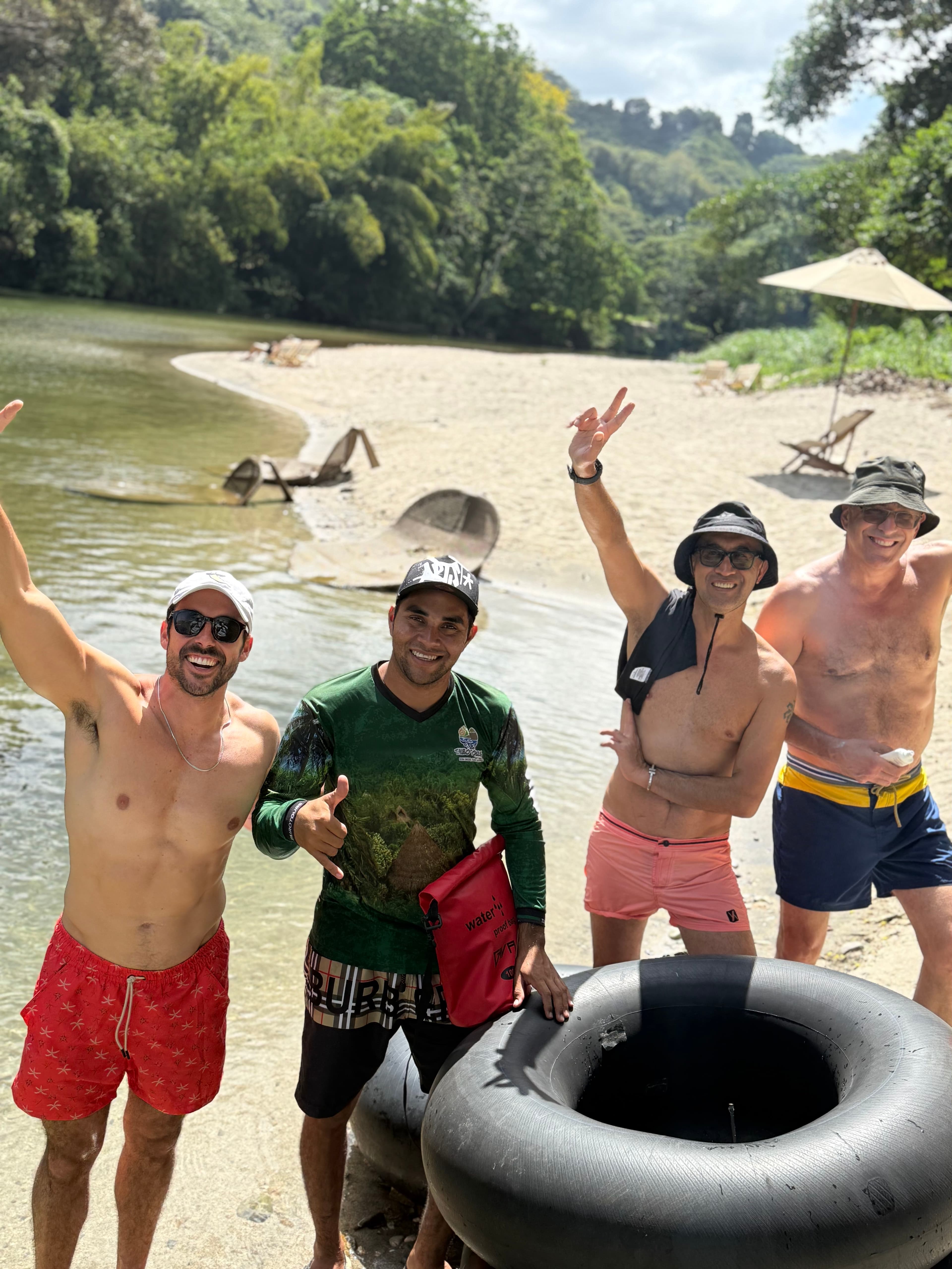 Tubbing x Tayrona-ebb4a9d7-5d4b-4d03-8437-56ddb9cc78a3