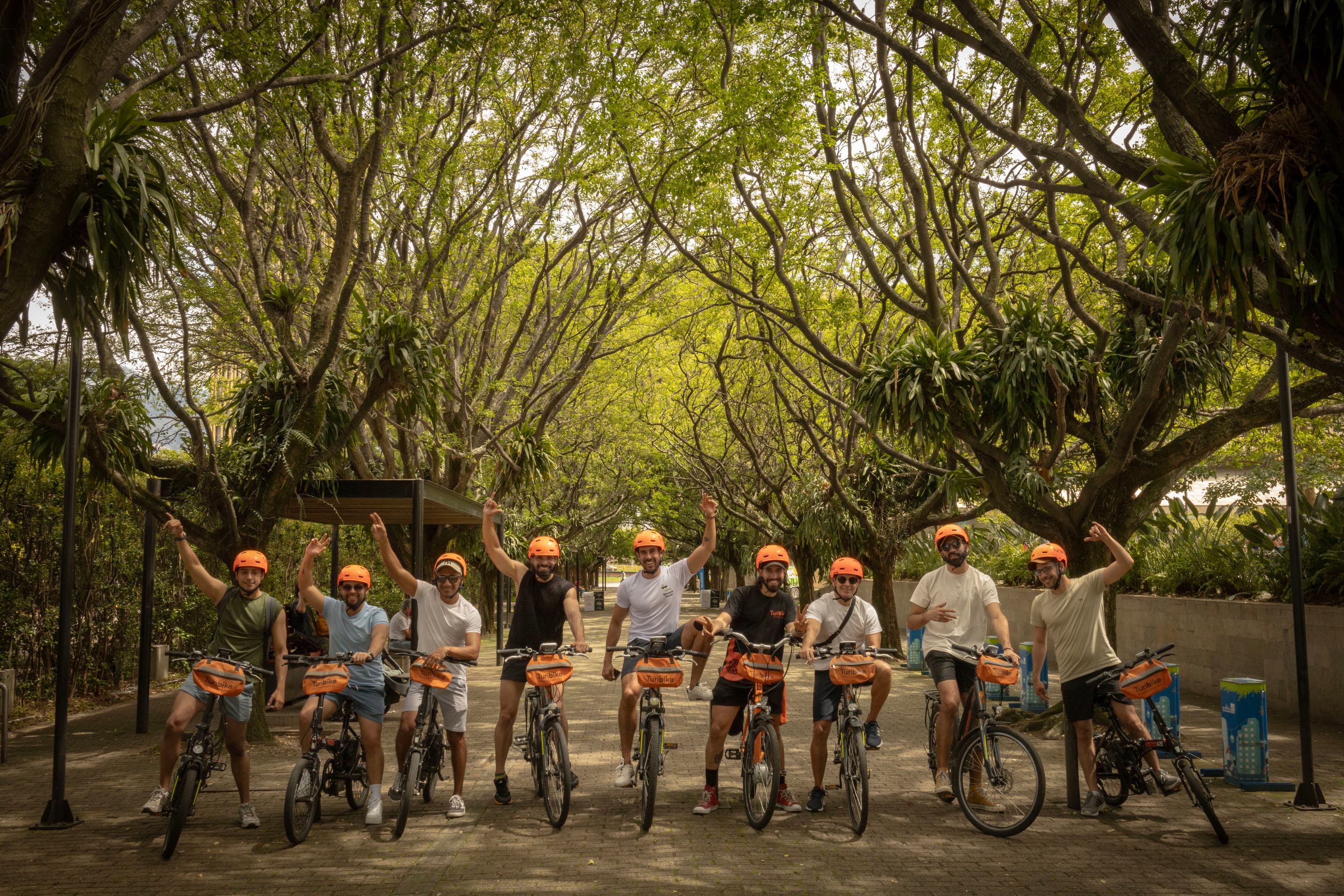 E-Bike tour x Medellín-7554344d-050d-4a08-90af-77ff56fe96c5