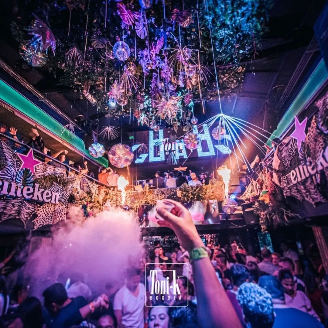 Toni-k Bar-cover